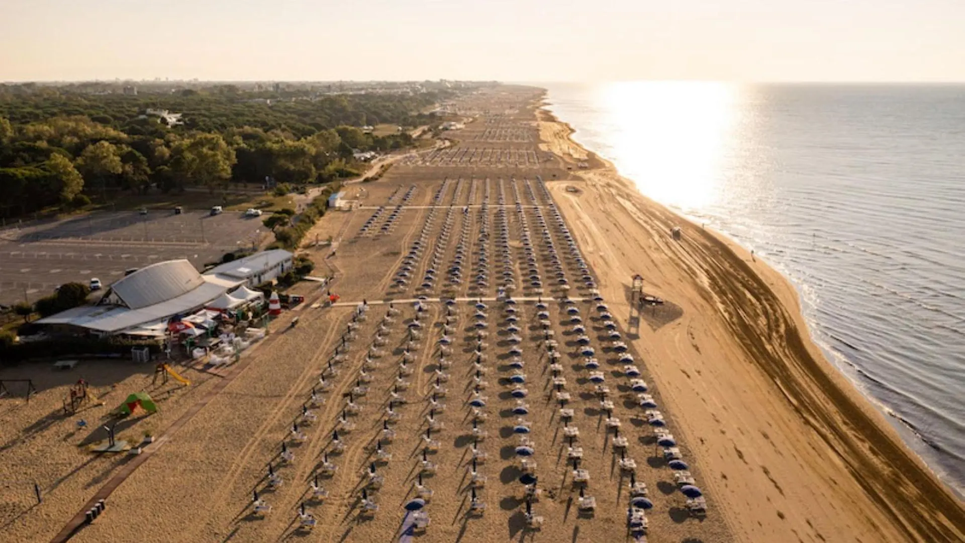 Luminous Flat With Frontal Sea View - Beahost Apartment Bibione
